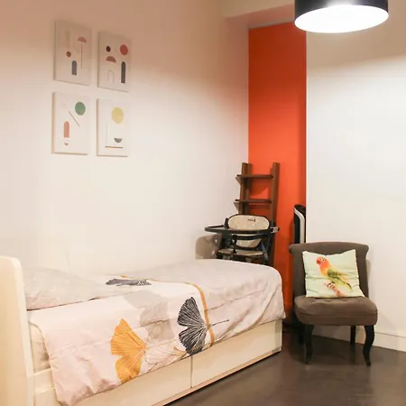 アパート Bright Flat With Terrace