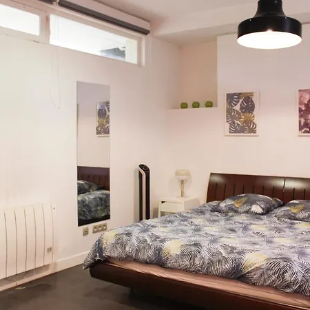 Bright Flat With Terrace *
