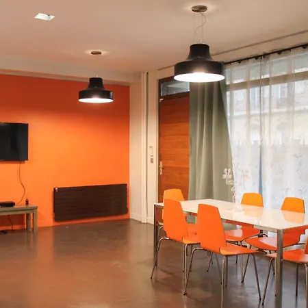 Apartment Bright Flat With Terrace